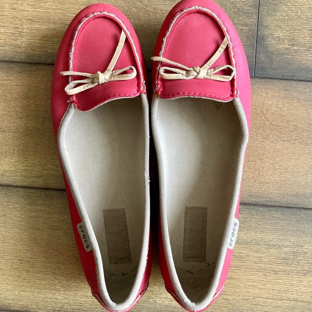 CROCS Pink